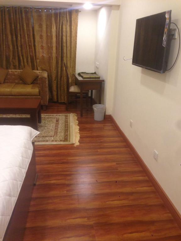 Hotel Diplomat Islamabad Exterior photo